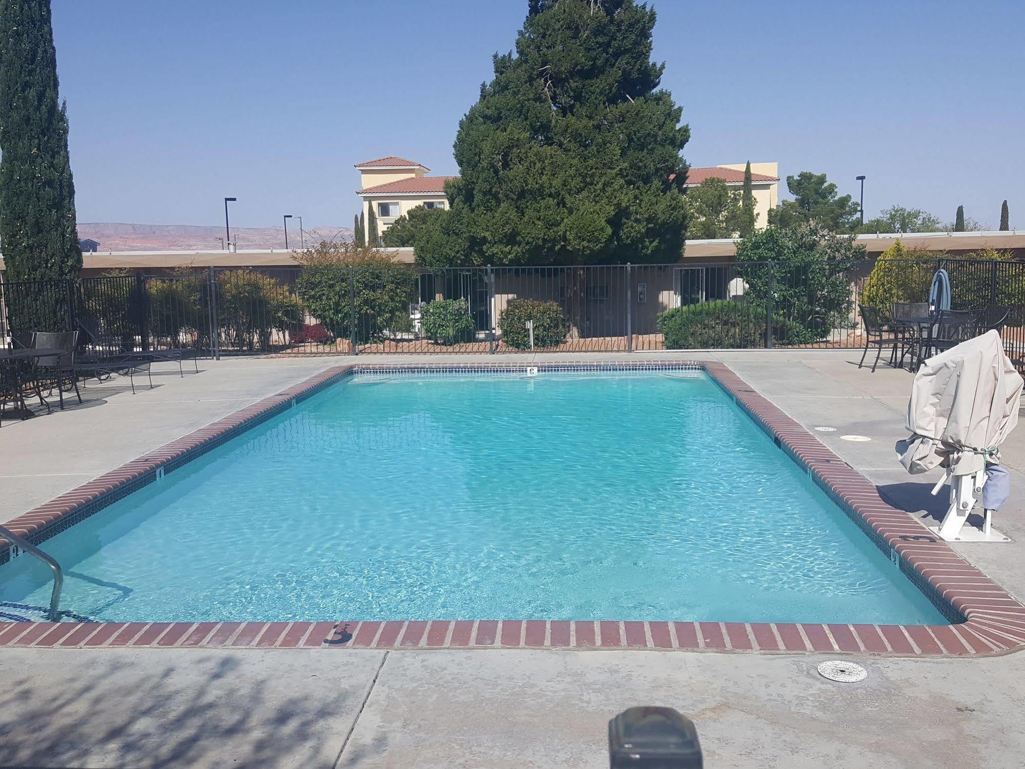 Lake Powell Canyon Inn Пейдж Экстерьер фото